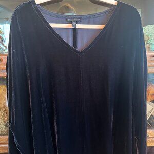 Eileen Fisher Black Velvet V-neck Top size 1x